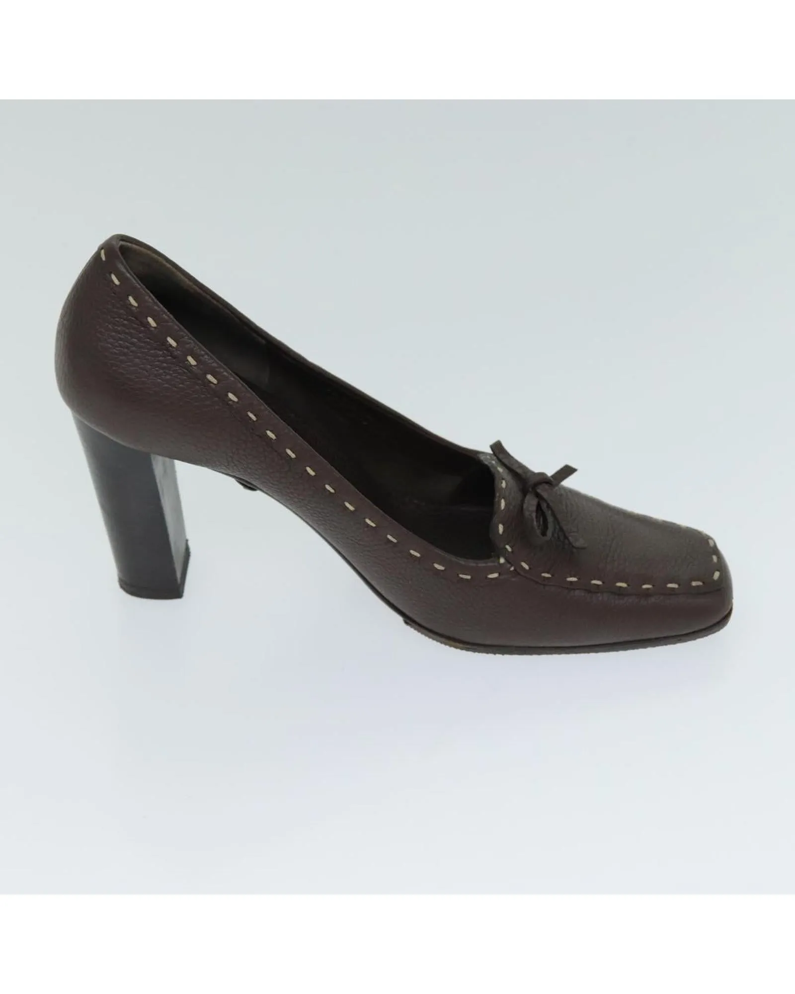 Leather Shoes 2-Set with Authentic Design and Detailing