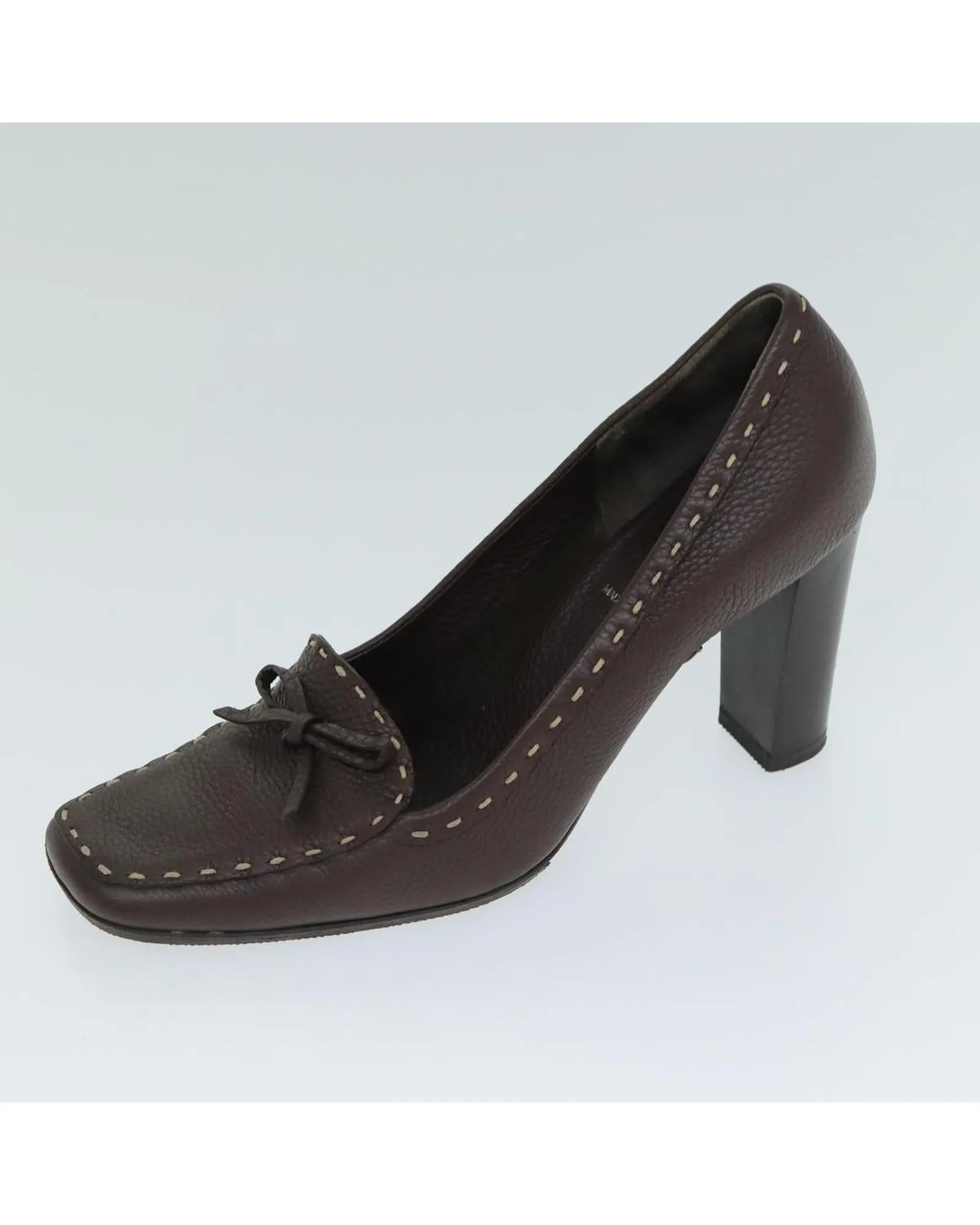 Leather Shoes 2-Set with Authentic Design and Detailing