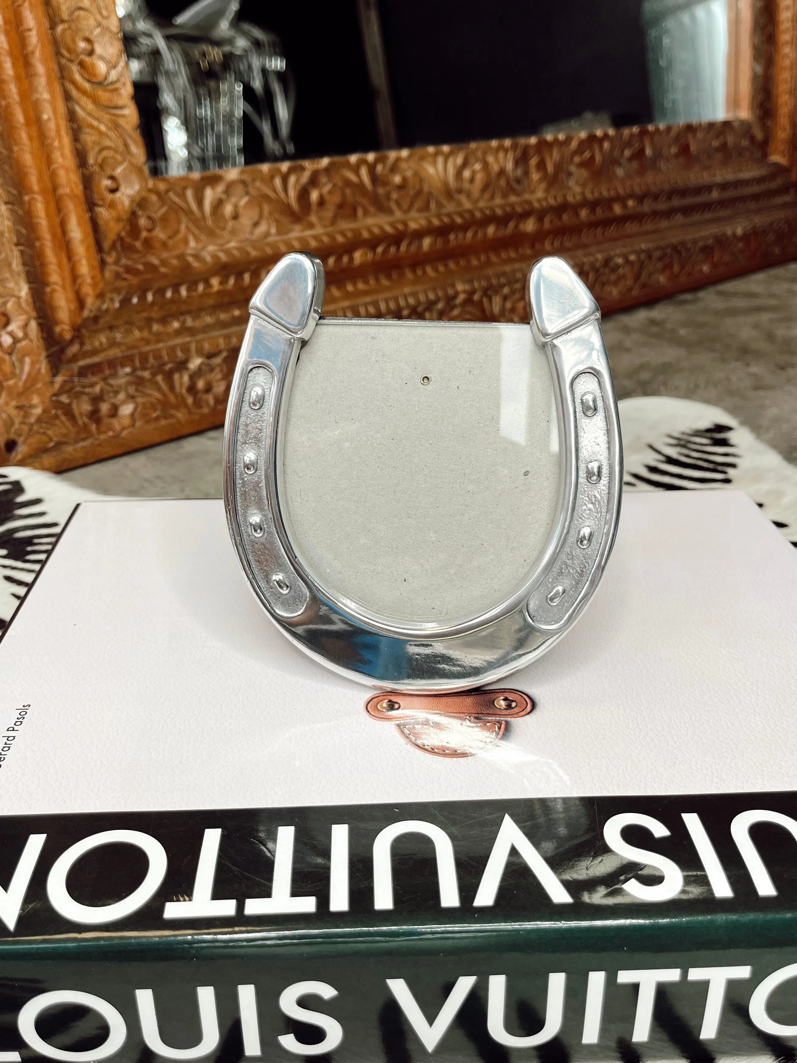 The Horseshoe Picture Frame